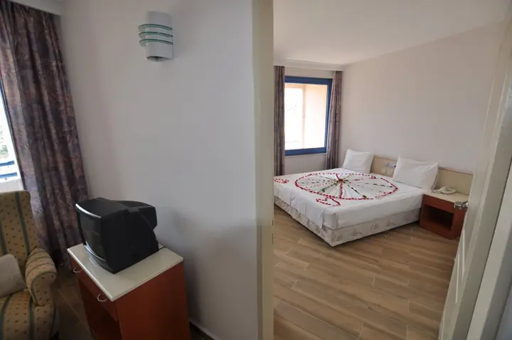 Кушадасы: Happy Apart Hotel