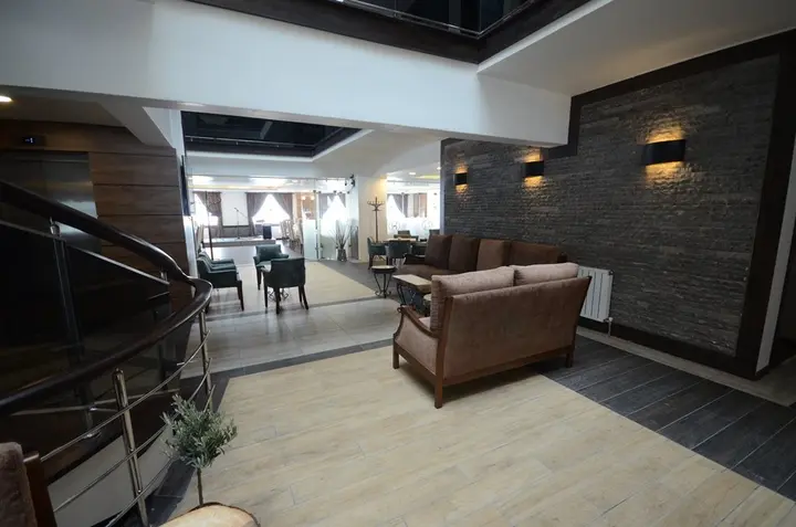 Сарыкамыш: Отель Sarıkamis Habitat