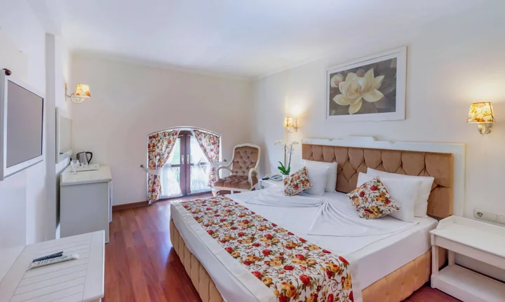 Анталья: Adalya Port Hotel