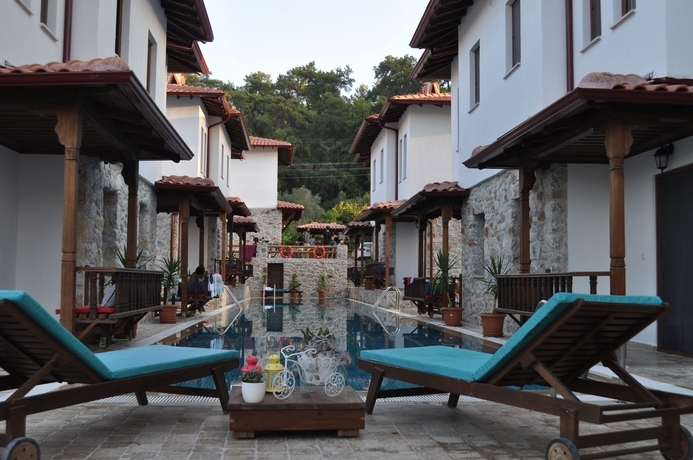 Гокова: Susam Suites Hotel
