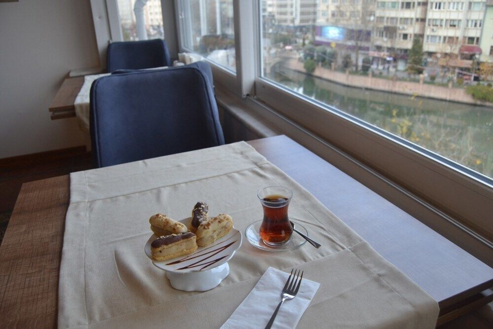 Эскишехир: Manzara Otel