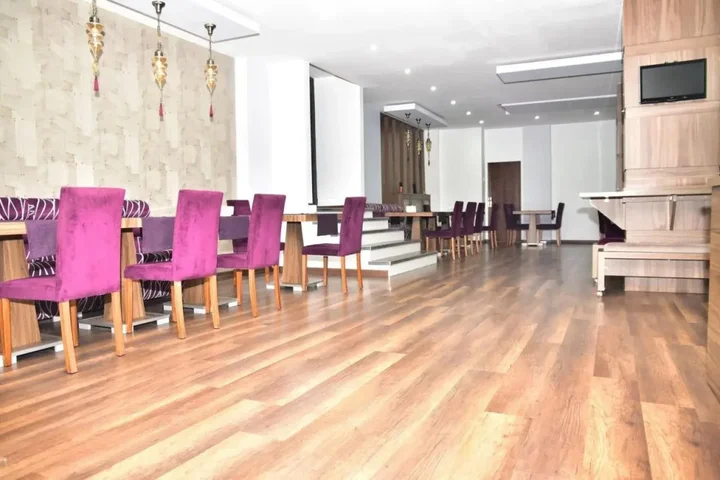 Мустафакемальпаша: Hande Hotel