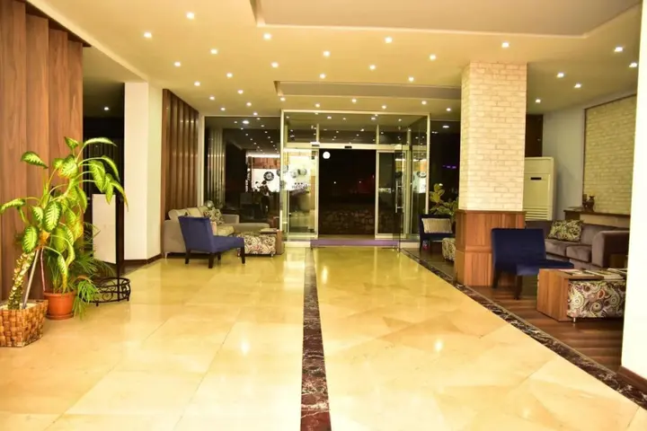 Мустафакемальпаша: Hande Hotel