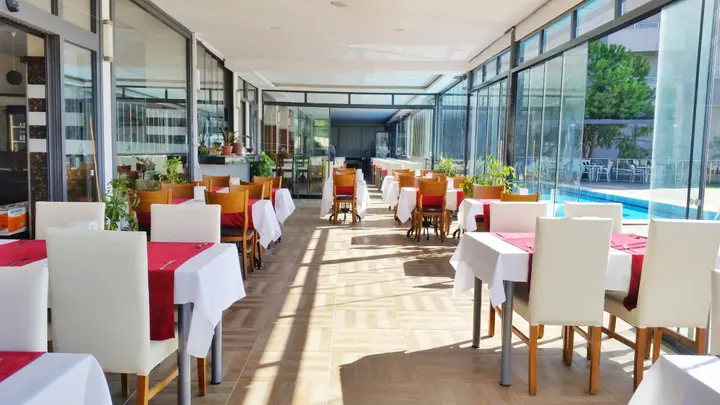 Кушадасы: Türkin Hotel