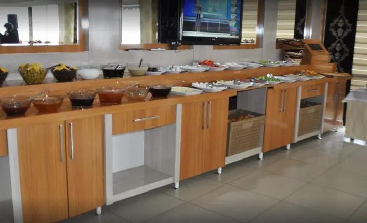 Ван: Sardur Hotel
