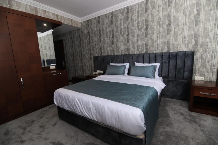 Ван: Sardur Hotel