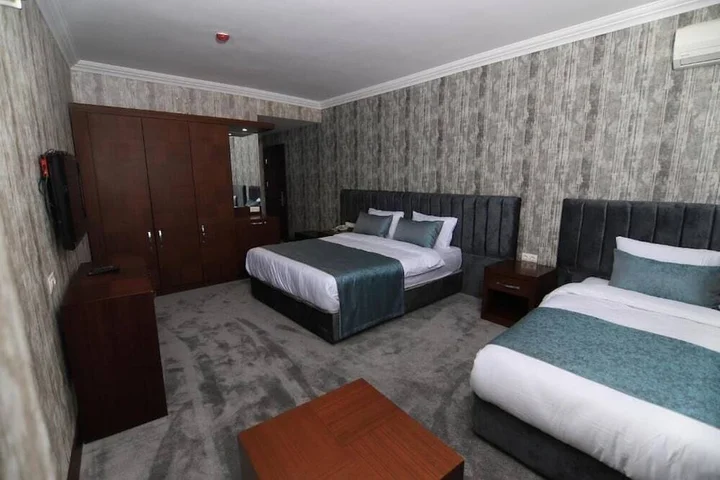 Ван: Sardur Hotel