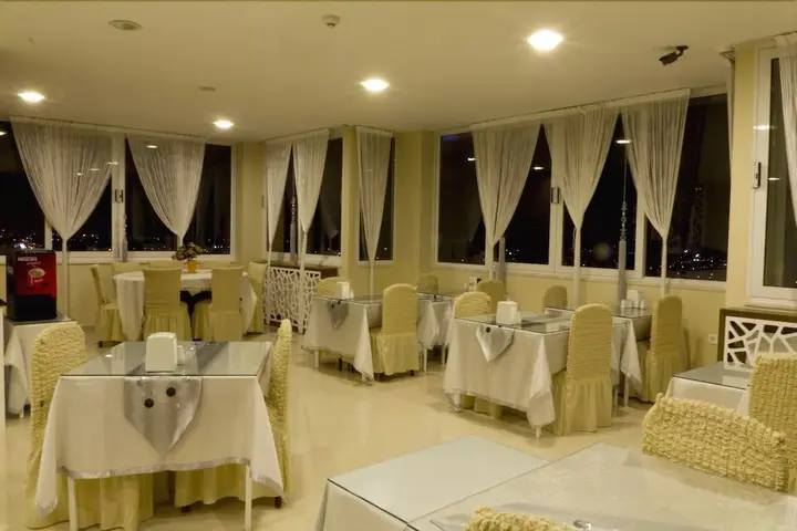 Карахаит: Aygoren Otel Denizli