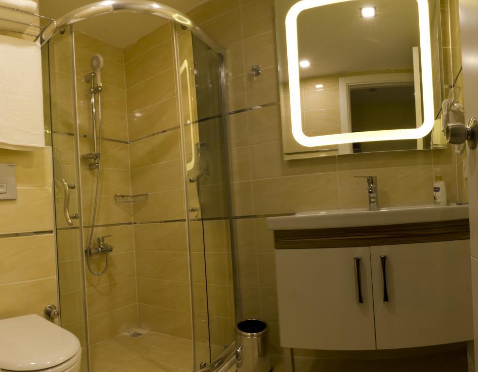 Карахаит: Aygoren Otel Denizli
