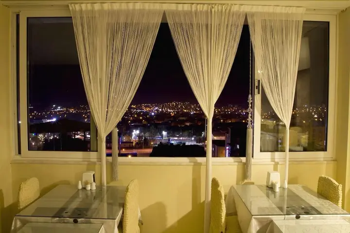 Карахаит: Aygoren Otel Denizli