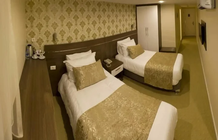 Карахаит: Aygoren Otel Denizli