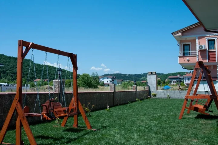 Сайл: Defne Hotel