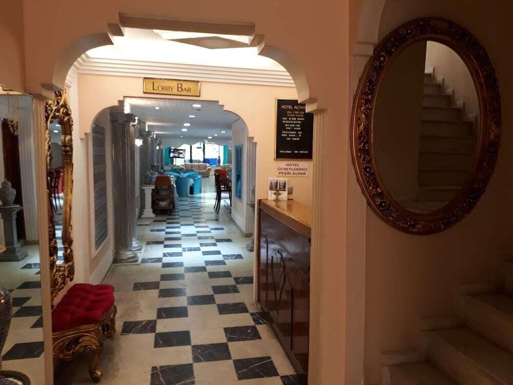 Корлу: Hotel Altintas