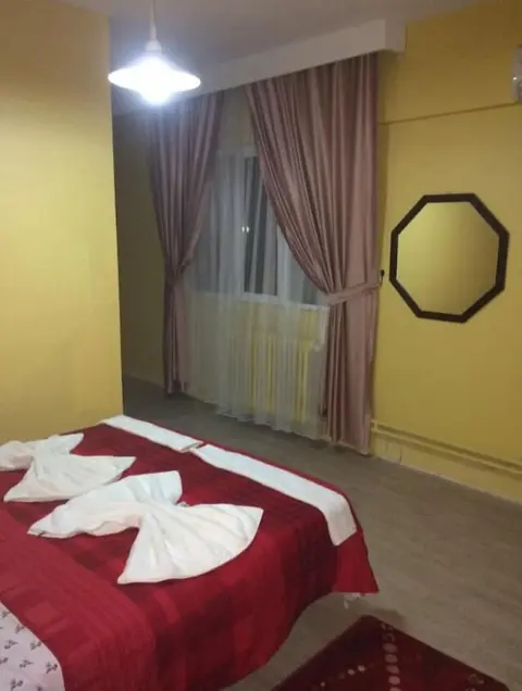 Дикили: Altinova Otel Pansiyon