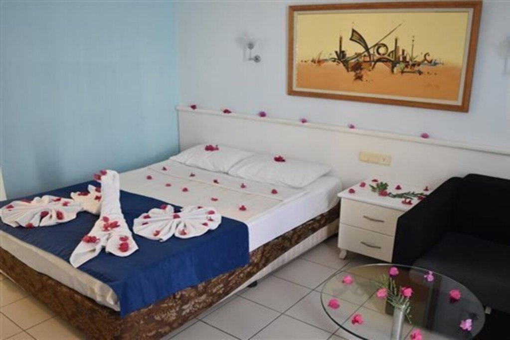 Кемер: Ares Blue Hotel