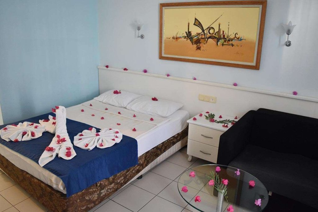 Кемер: Ares Blue Hotel