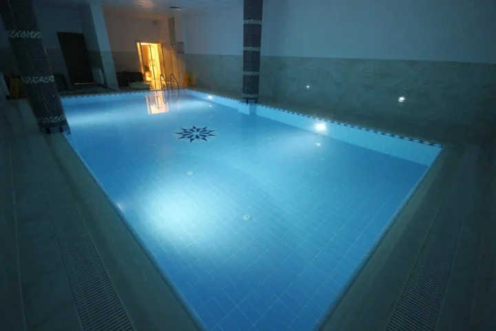 Зара: Garden Zara Hotel