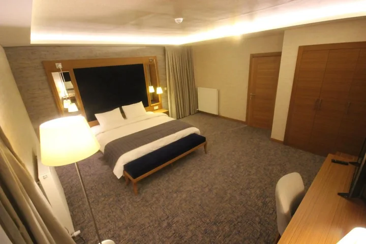 Зара: Garden Zara Hotel