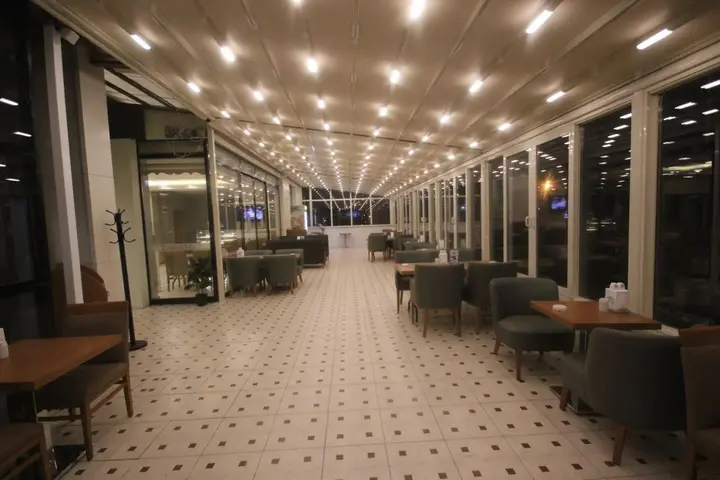 Зара: Garden Zara Hotel