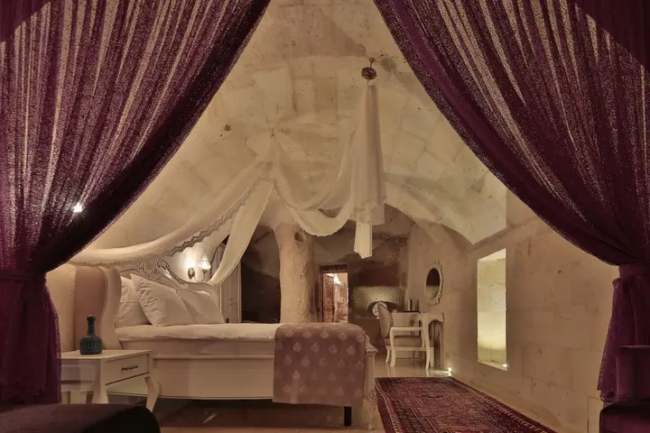 Учисар: Elit Cave Suites