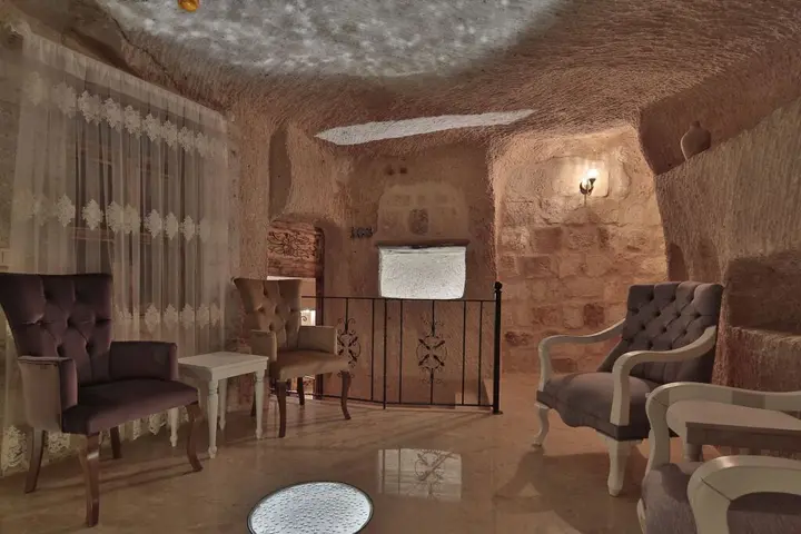Учисар: Elit Cave Suites