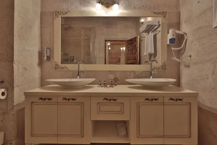 Учисар: Elit Cave Suites