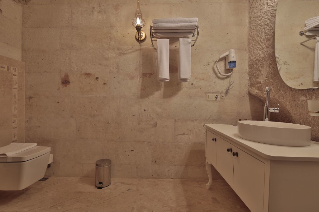 Учисар: Elit Cave Suites