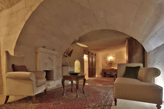 Учисар: Elit Cave Suites