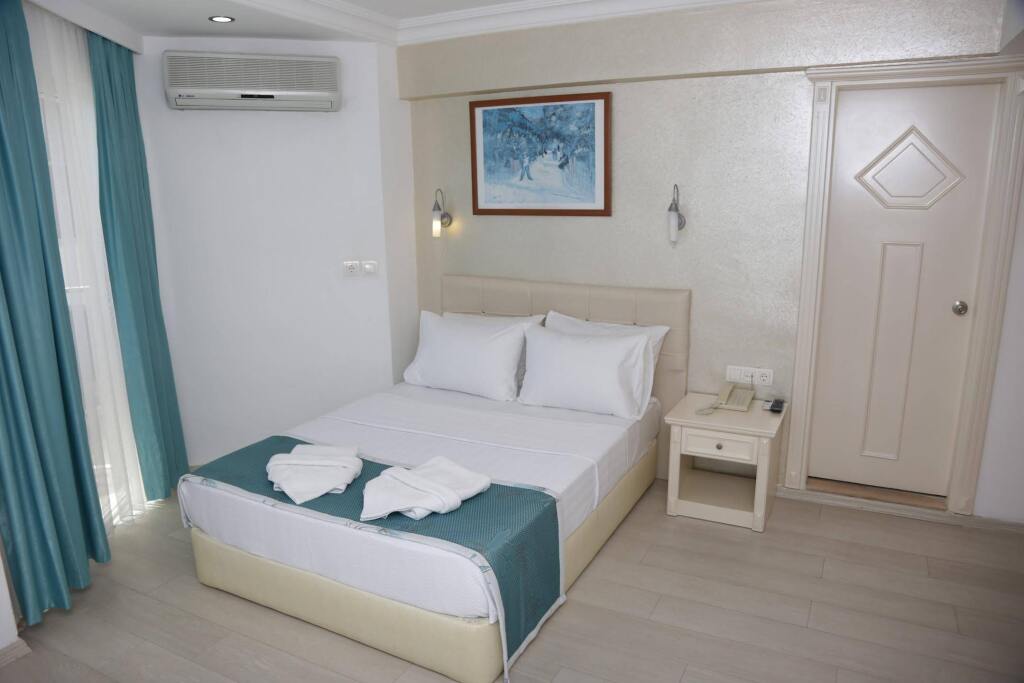 Мармарис: Kocer Beach Hotel
