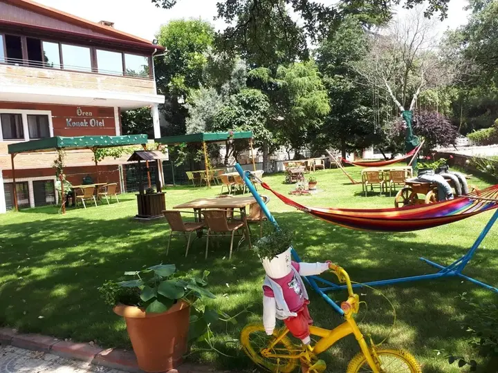 Бурхание: Oren Konak Otel
