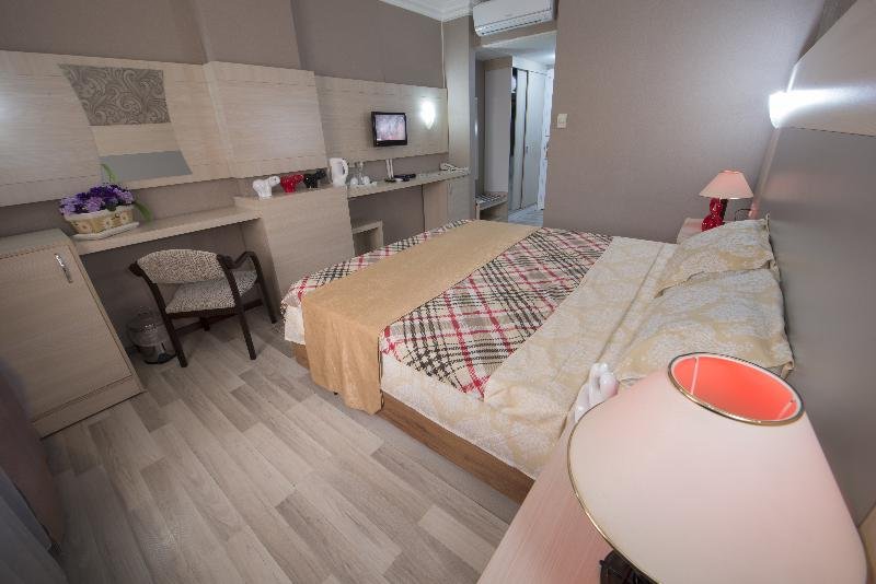 Бююкчекмедже: Sevcan Hotel