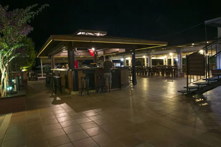 Бодрум: Bodrum Sea Side Beach Club Hotel