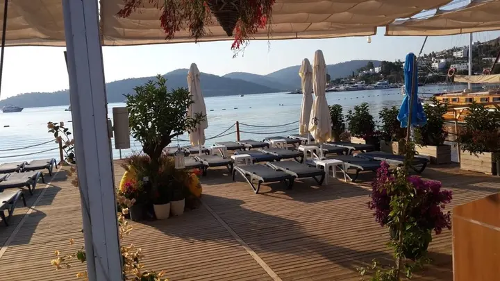 Бодрум: Отель Buk Beach Club