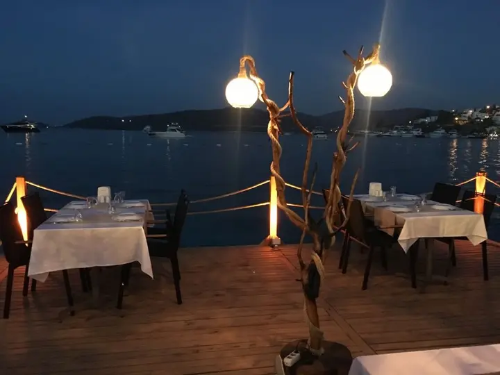 Бодрум: Отель Buk Beach Club