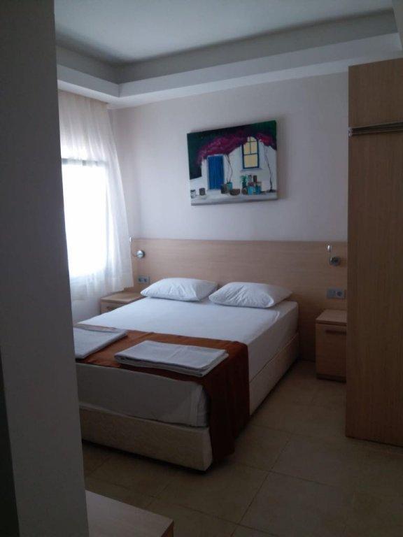 Бодрум: Отель Buk Beach Club