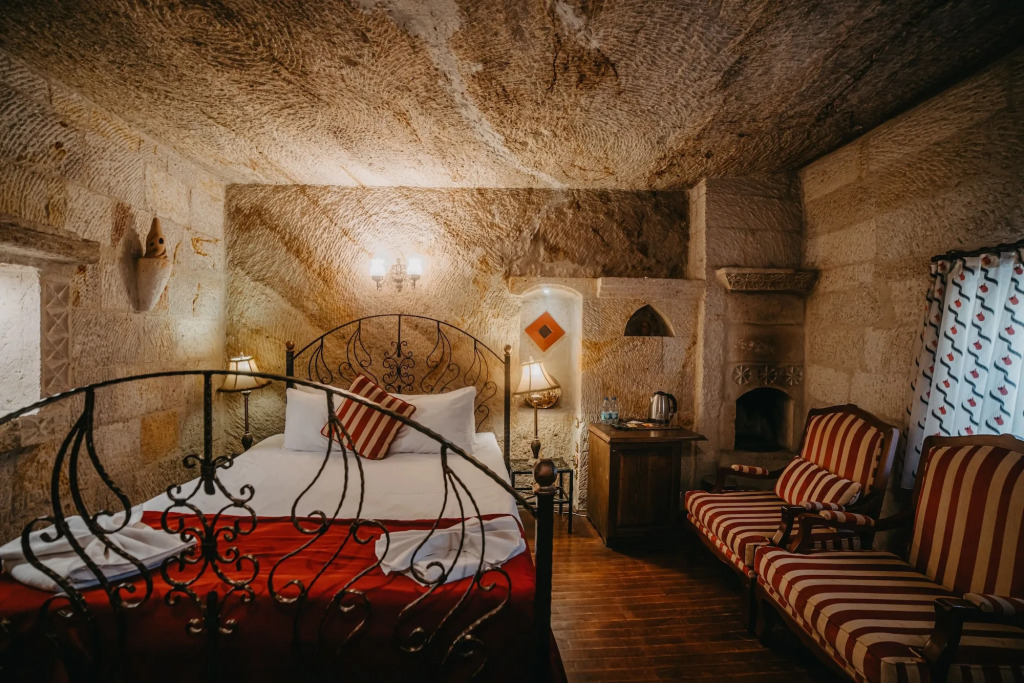 Ургуп: Roca Cappadocia