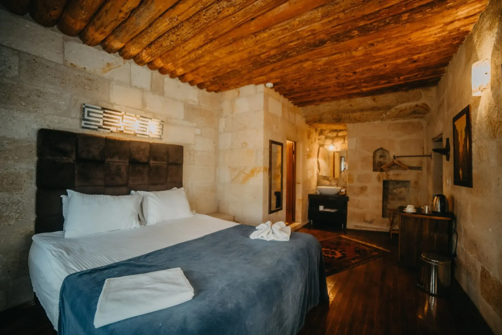 Ургуп: Roca Cappadocia