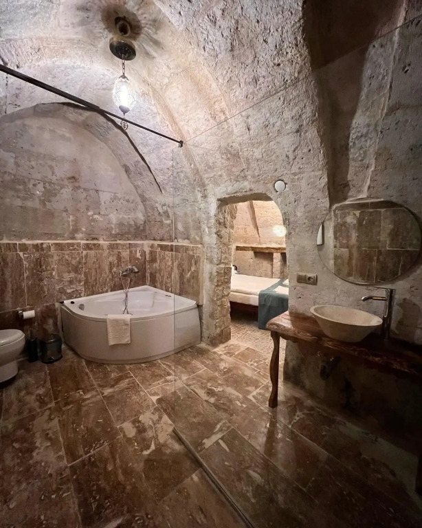 Ургуп: Roca Cappadocia