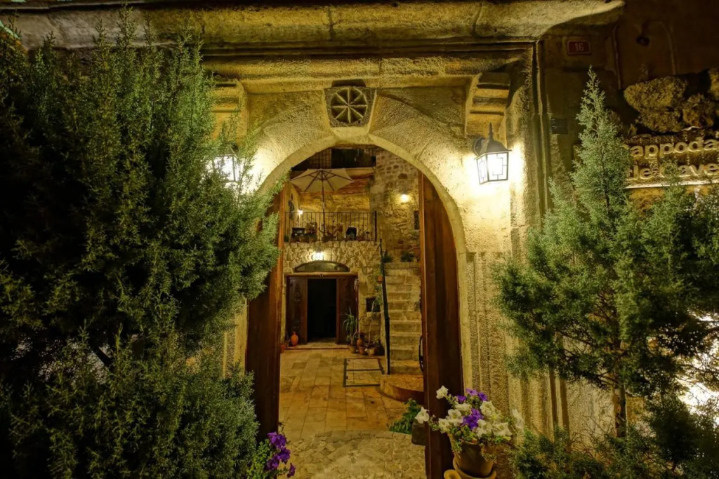 Ургуп: Roca Cappadocia