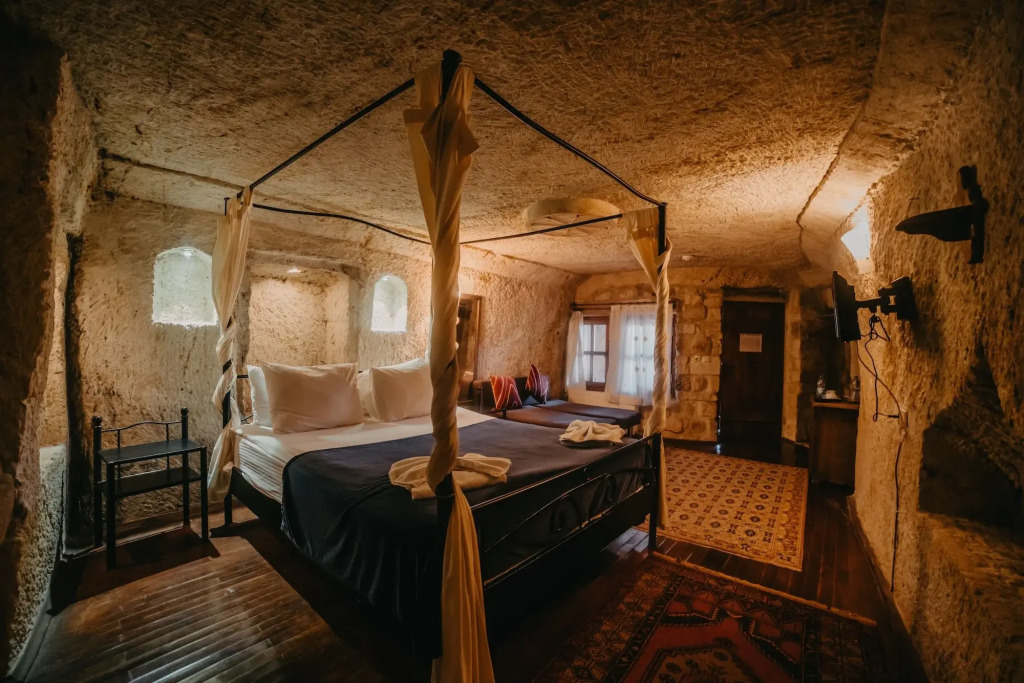 Ургуп: Roca Cappadocia