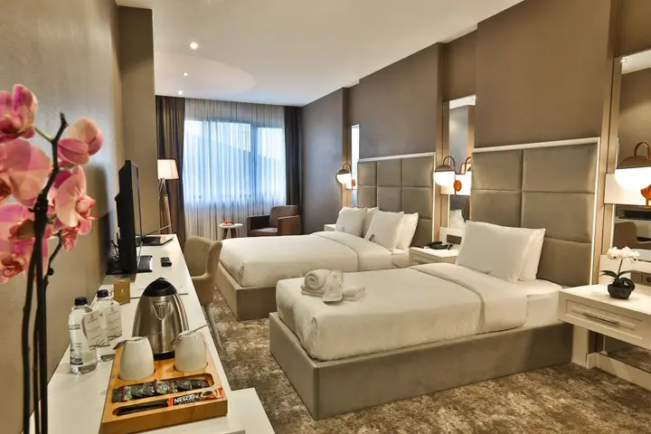 Арсин: Отель Royal Comfort