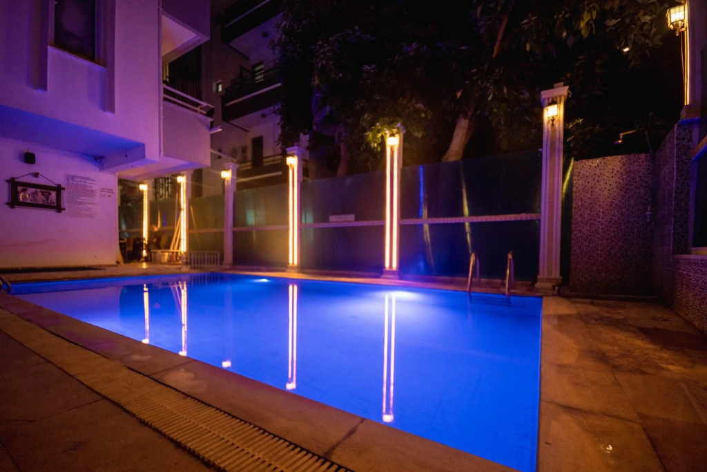 Анталья: Behram Hotel