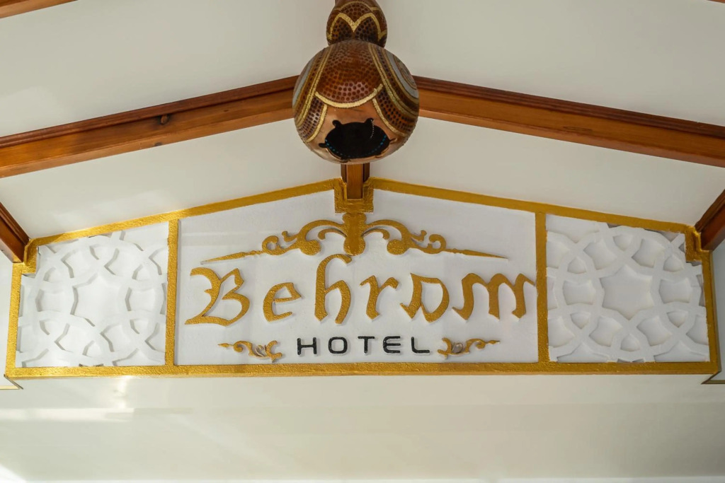 Анталья: Behram Hotel
