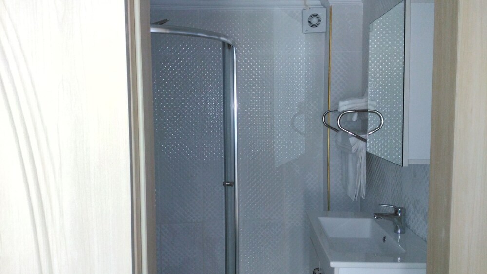 Чешмели: Yali Otel