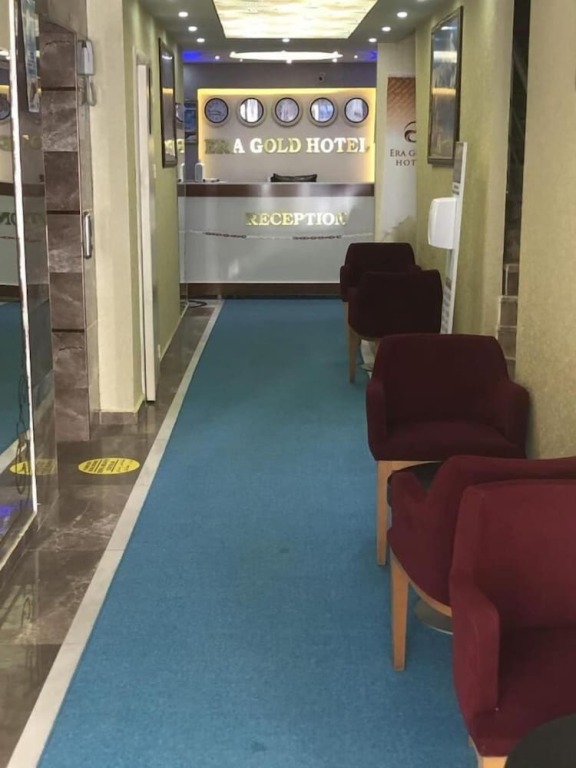 Ван: Era Gold Hotel