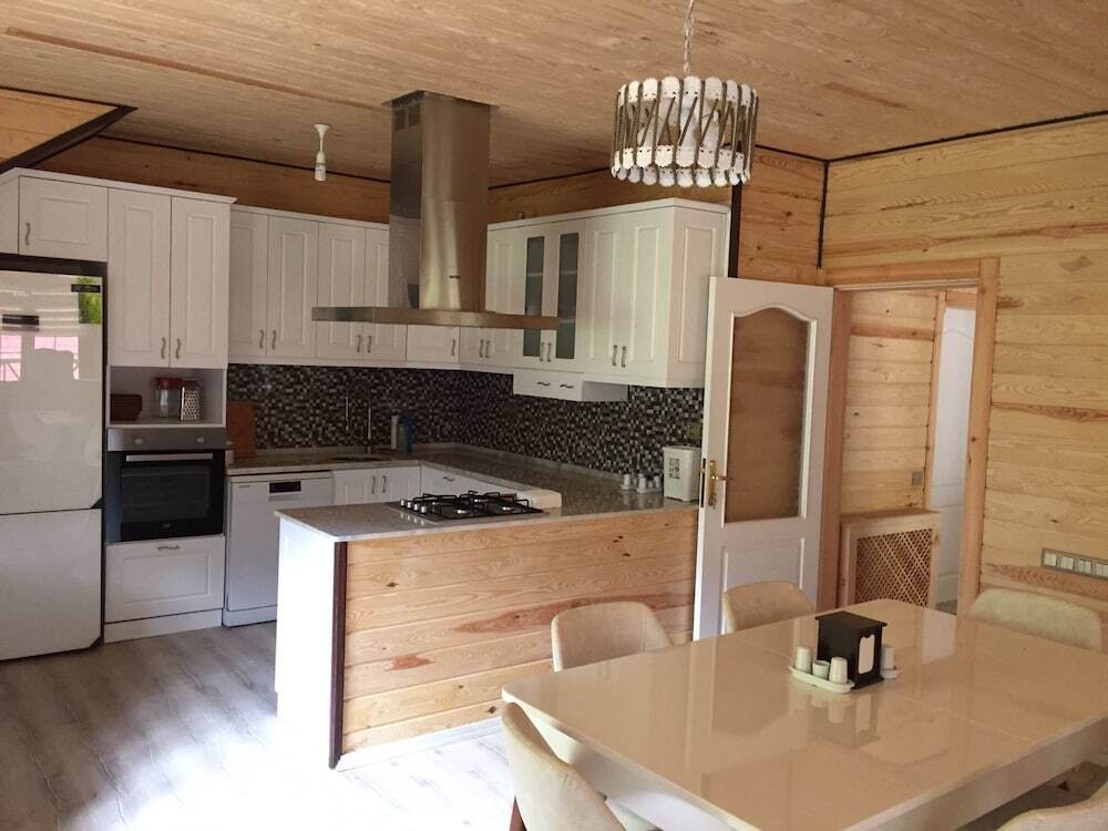 Узунгёль: Doga Motel Villa Apart