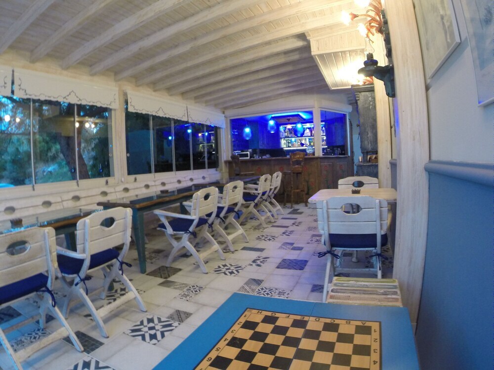 Чешме: Deniz Evi Otel