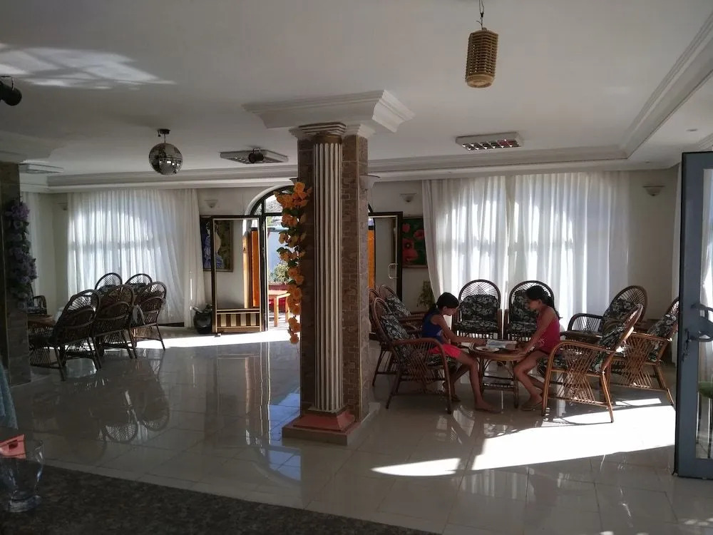 Ешиловаджик: Modamotel
