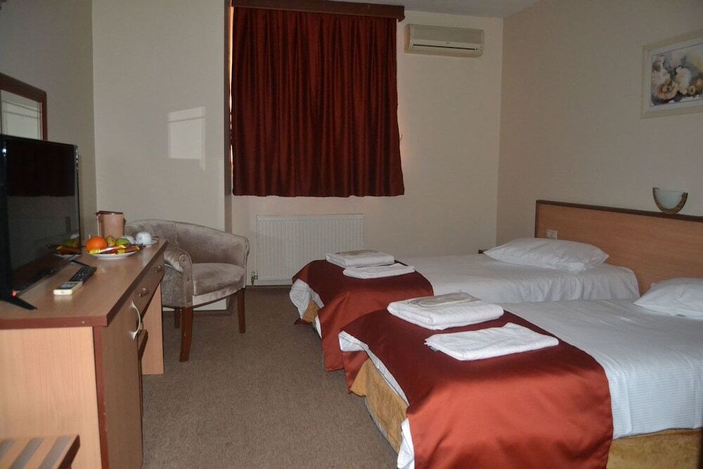 Дюздже: Düzce Han Otel