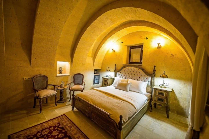 Учисар: Maya Cave Hotel